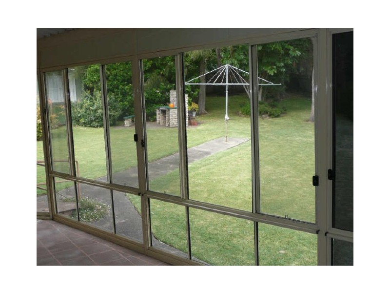 17 Davies Street, Mollymook NSW 2539