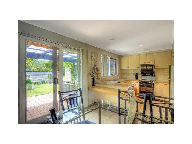 11 Honeysuckle Close, Burrill Lake NSW 2539