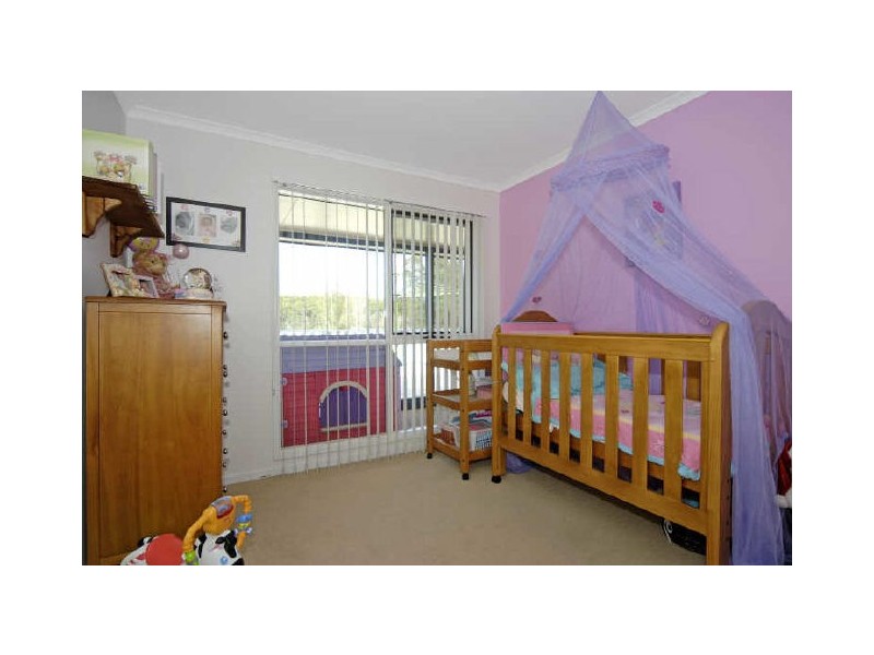 11 Honeysuckle Close, Burrill Lake NSW 2539