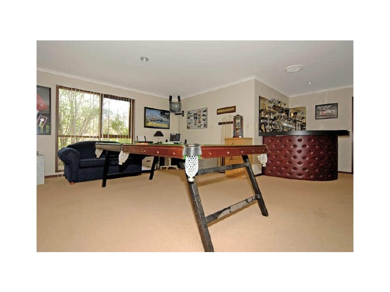 11 Honeysuckle Close, Burrill Lake NSW 2539