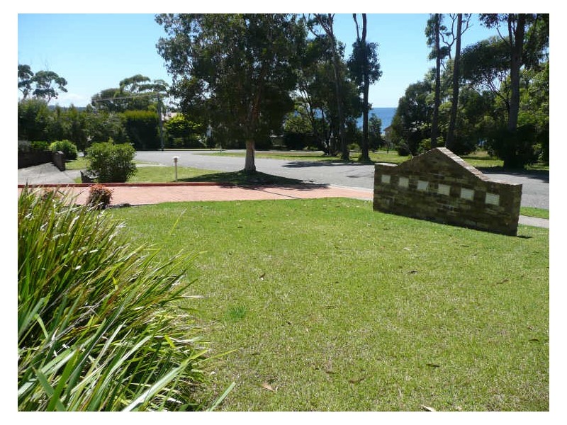 2/5 Murramerang Street, Mollymook NSW 2539