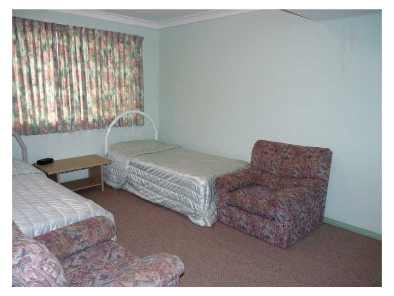 2/5 Murramerang Street, Mollymook NSW 2539