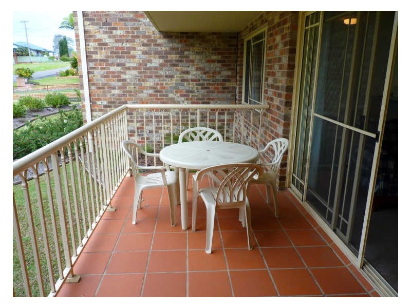2/5 Murramerang Street, Mollymook NSW 2539