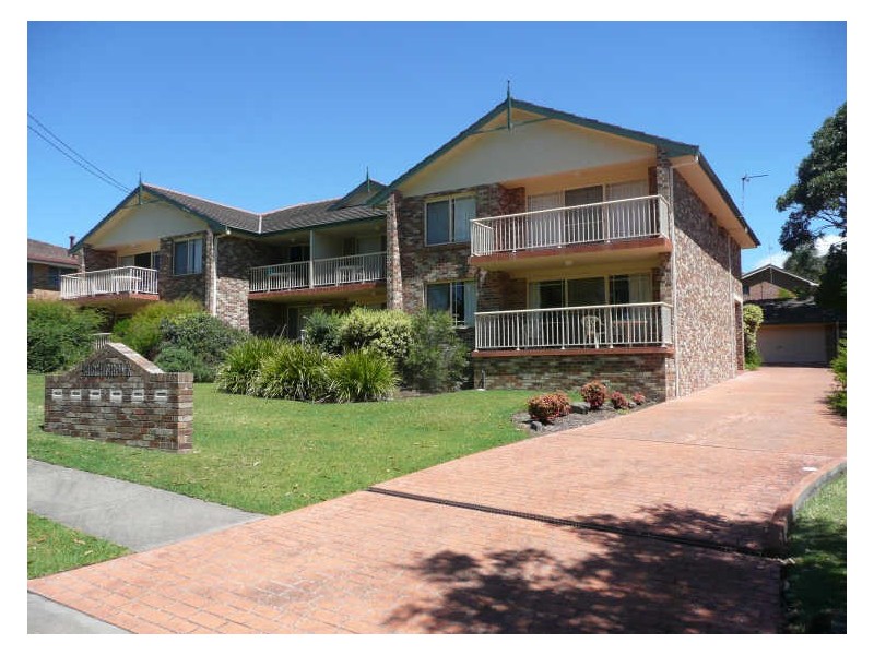 2/5 Murramerang Street, Mollymook NSW 2539