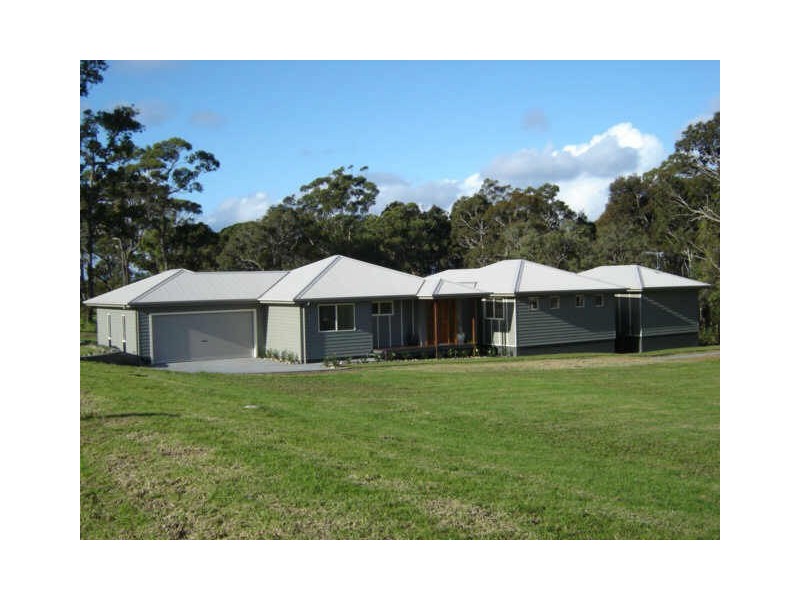 13 Wuru Drive, Burrill Lake NSW 2539