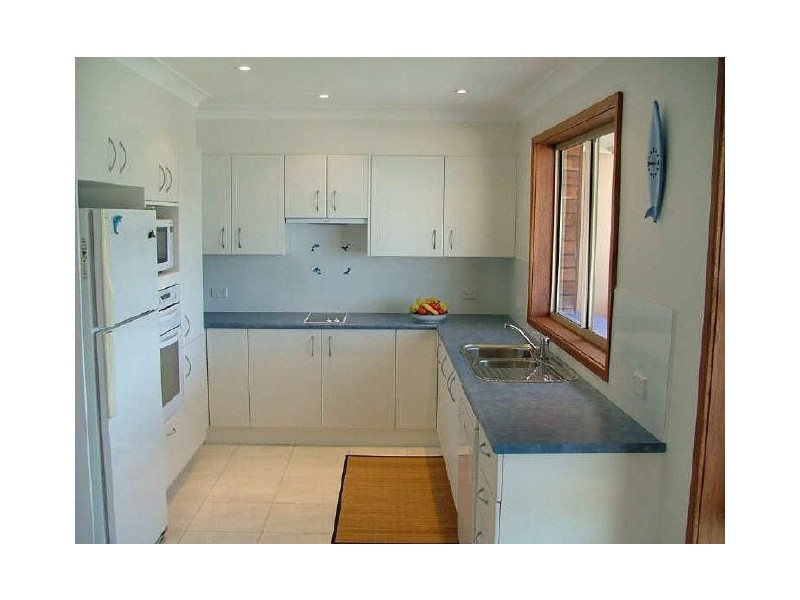 4 Clissold Street, Mollymook NSW 2539
