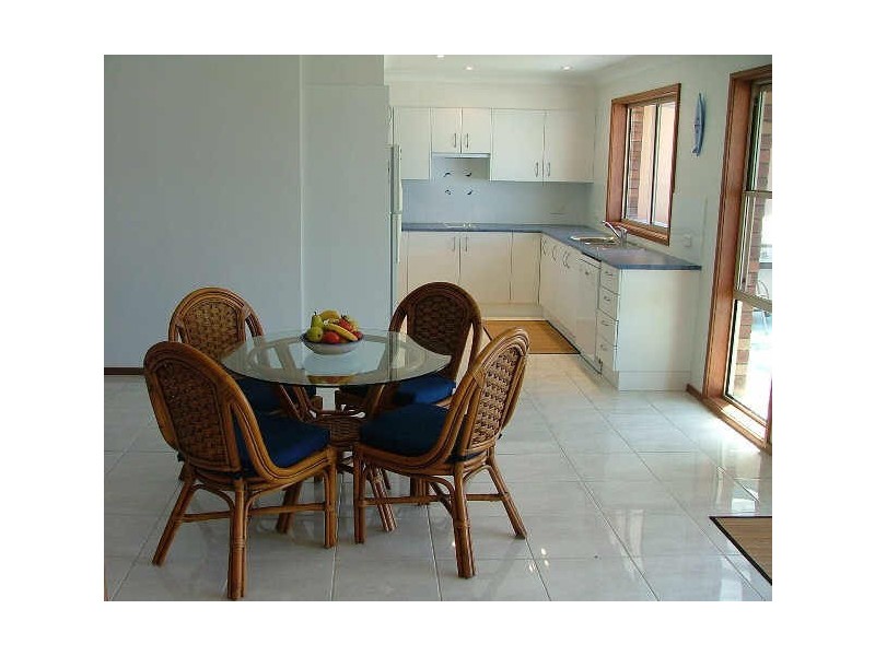 4 Clissold Street, Mollymook NSW 2539