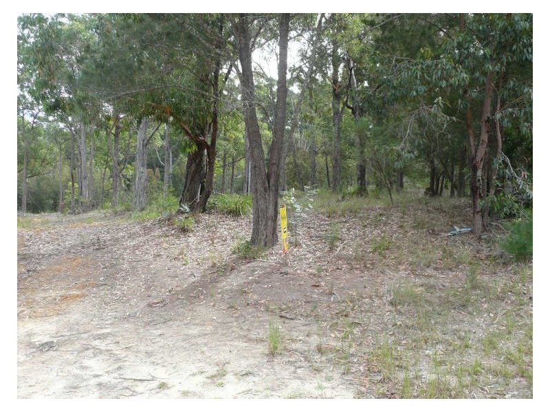 4 Orion Place, Lake Tabourie NSW 2539