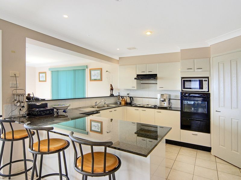 34 Seaspray Street, Narrawallee NSW 2539