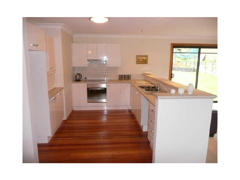 11 Woodalla Way, Narrawallee NSW 2539