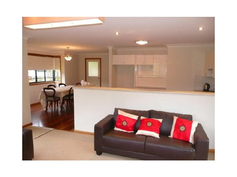 11 Woodalla Way, Narrawallee NSW 2539