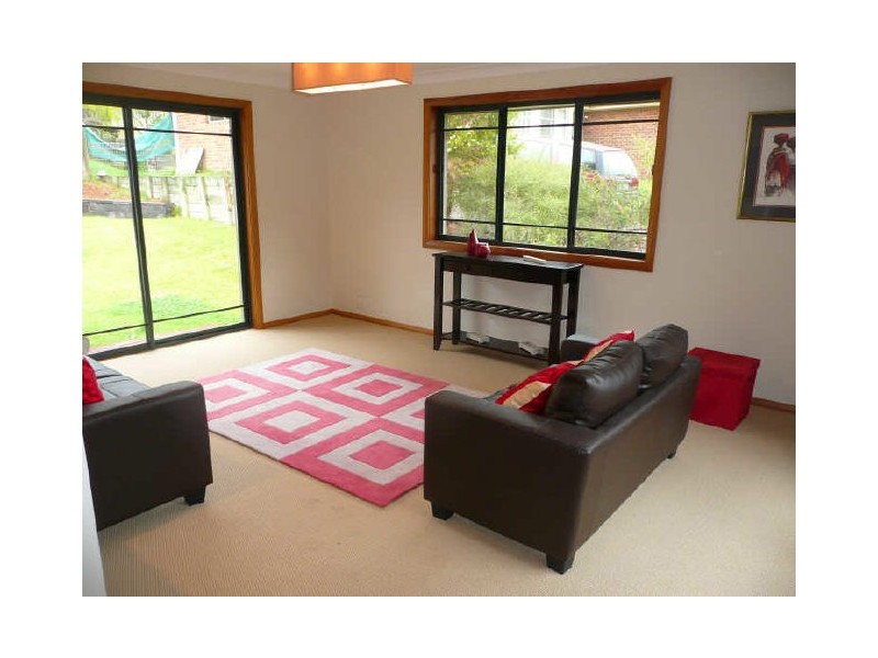 11 Woodalla Way, Narrawallee NSW 2539