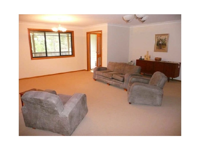 11 Woodalla Way, Narrawallee NSW 2539