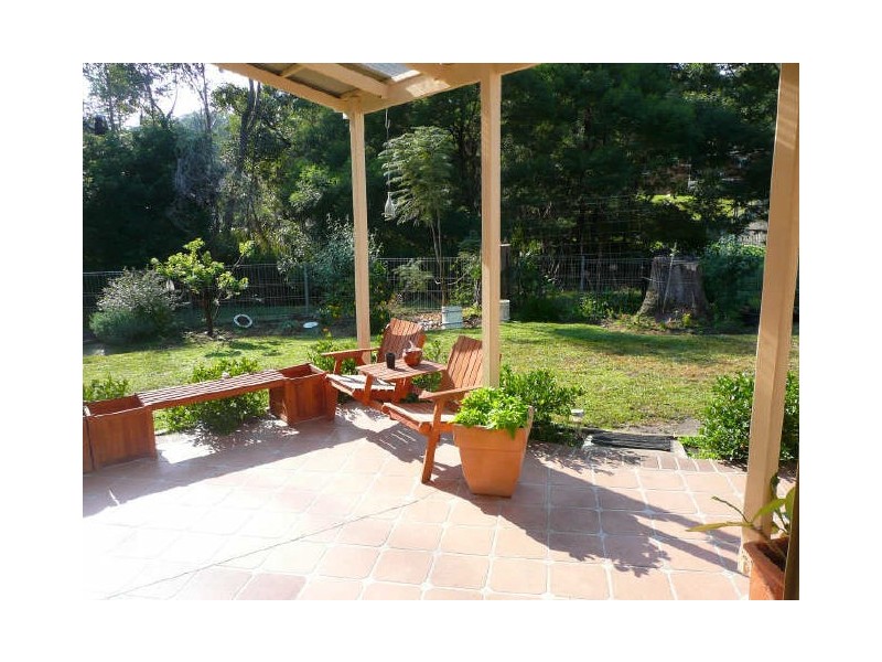4 Henry Place, Kings Point NSW 2539