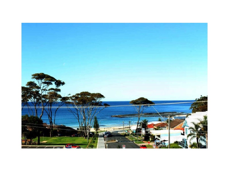 1 Davies Street, Mollymook NSW 2539