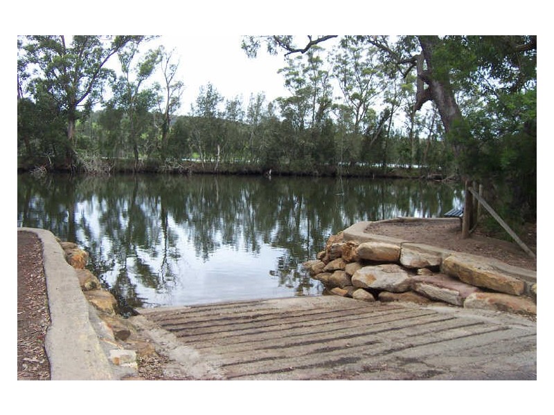 23 Anglers Parade, Fishermans Paradise NSW 2539