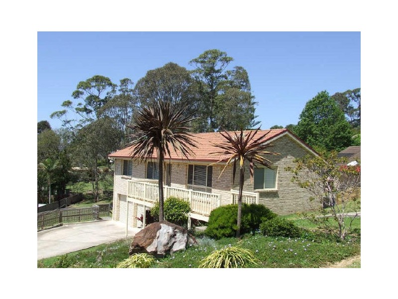 13 Treetops Crescent, Mollymook NSW 2539