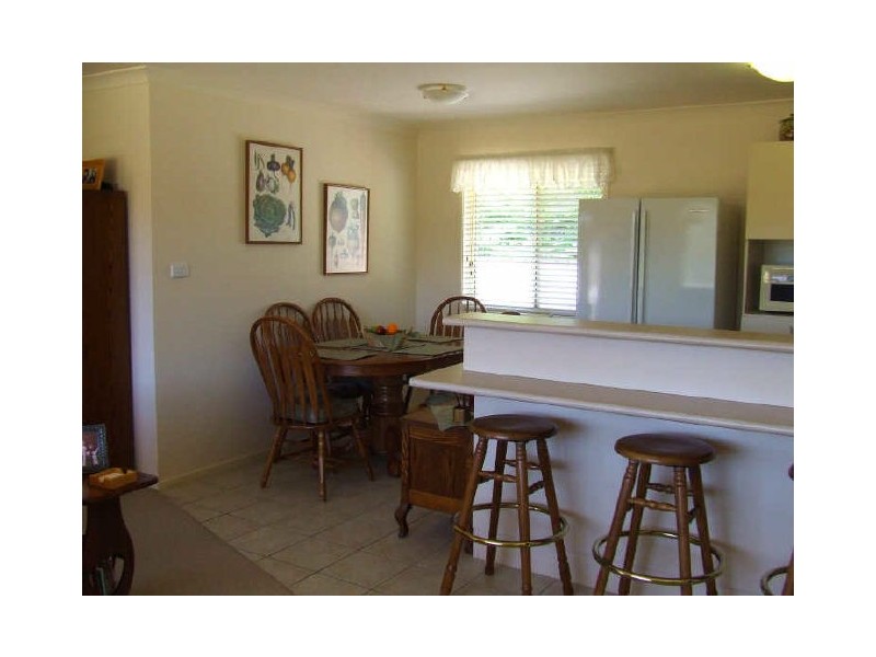 13 Treetops Crescent, Mollymook NSW 2539