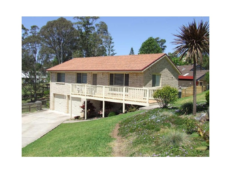 13 Treetops Crescent, Mollymook NSW 2539