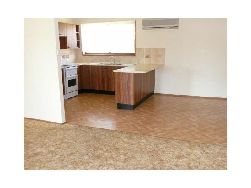 2 Virgo Pl, Narrawallee NSW 2539