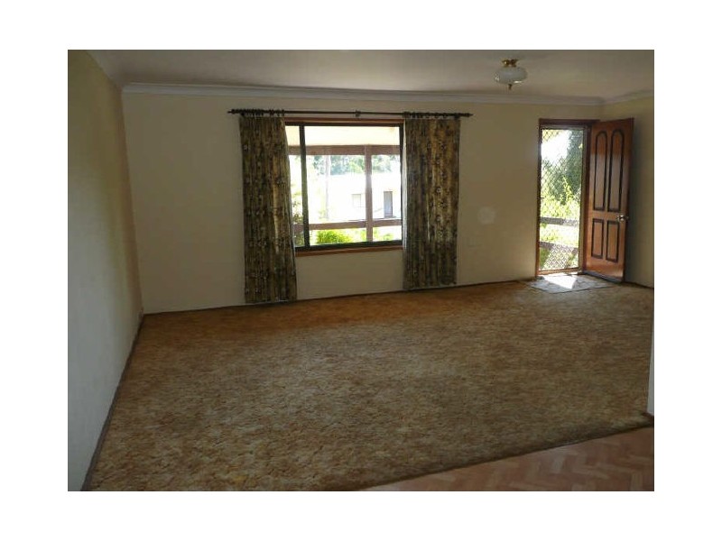 2 Virgo Pl, Narrawallee NSW 2539