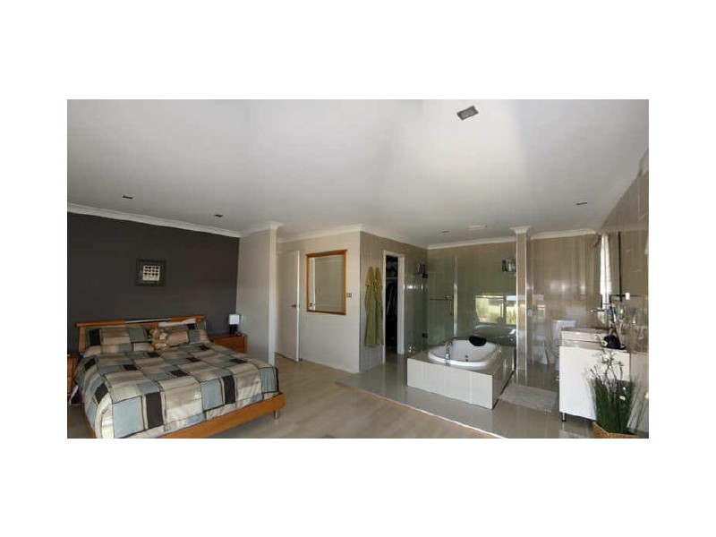 3 Fan Palm Place, Ulladulla NSW 2539
