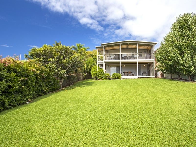 11 Riley Street, Mollymook NSW 2539