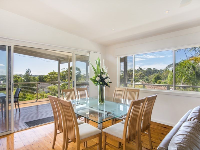 11 Riley Street, Mollymook NSW 2539