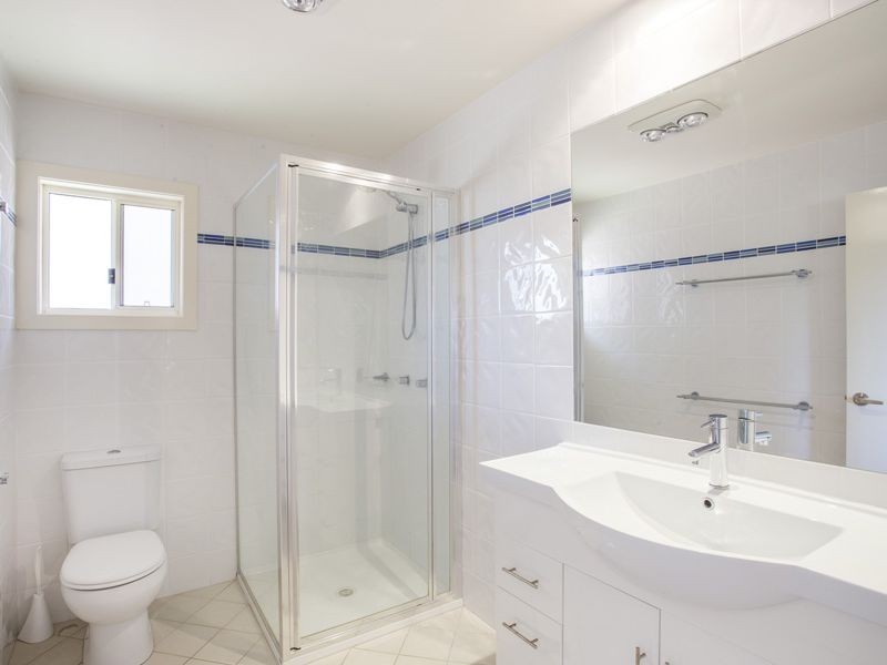 11 Riley Street, Mollymook NSW 2539