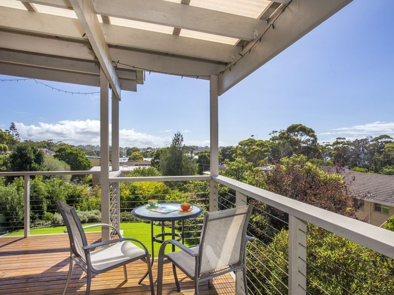 11 Riley Street, Mollymook NSW 2539