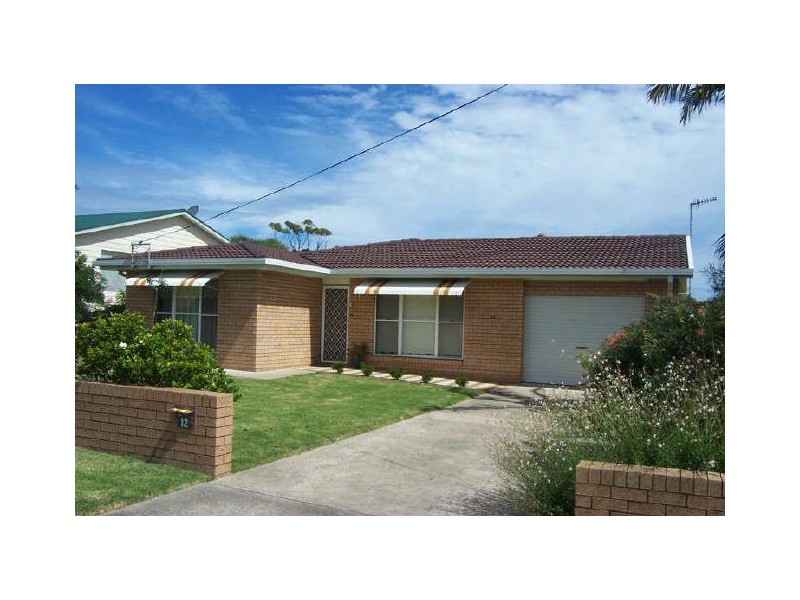 12 Hollywood Ave, Ulladulla NSW 2539