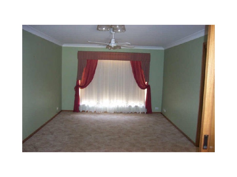 12 Hollywood Ave, Ulladulla NSW 2539