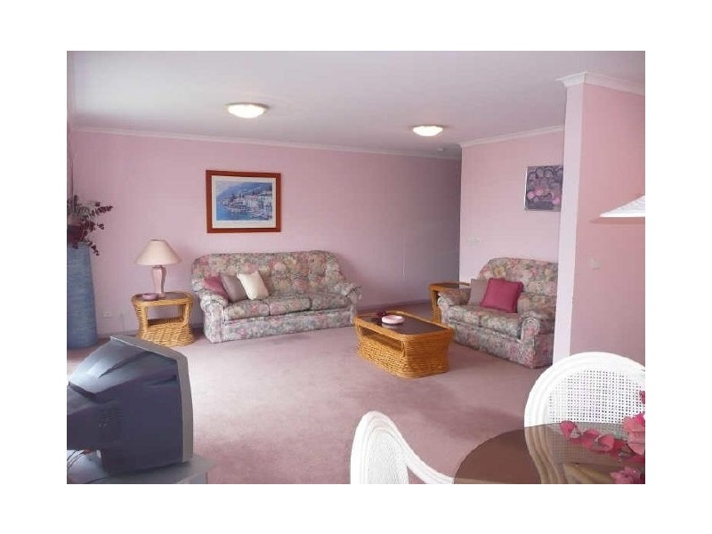 18/1A Mitchell Parade, Mollymook NSW 2539