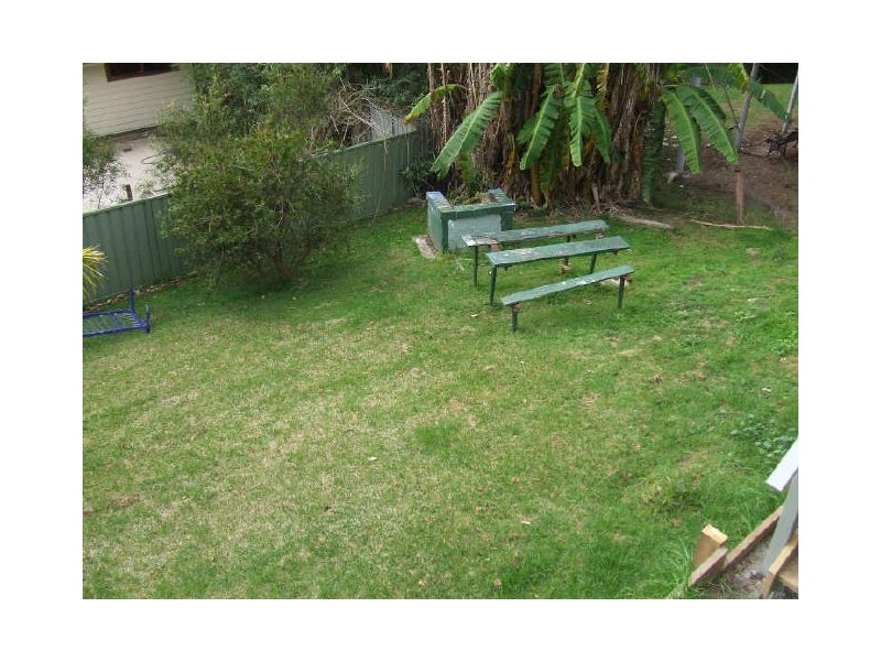 2 North East Place, Mollymook NSW 2539
