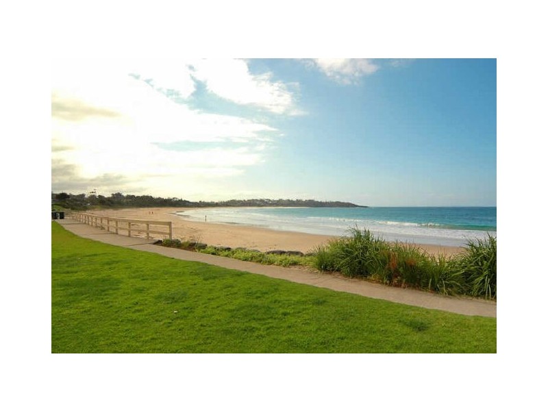 2 North East Place, Mollymook NSW 2539