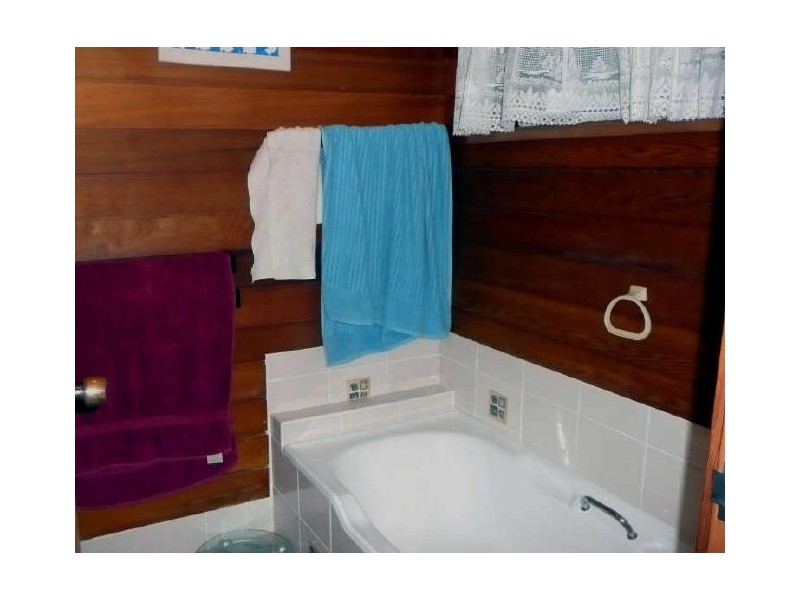 3 Rosella Avenue, Mollymook NSW 2539