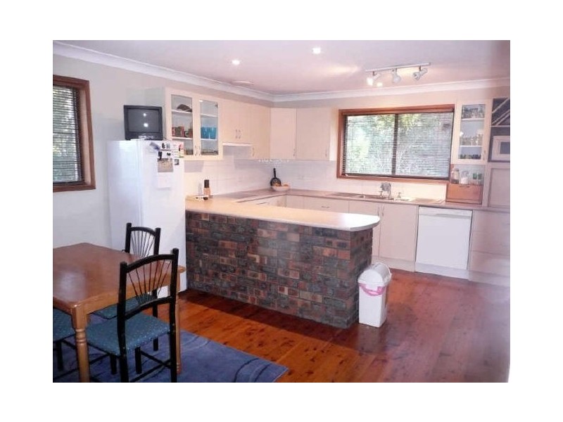 3 Rosella Avenue, Mollymook NSW 2539