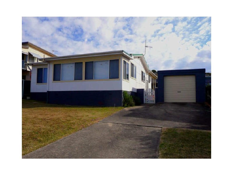 63 Seaside Parade, Dolphin Point NSW 2539