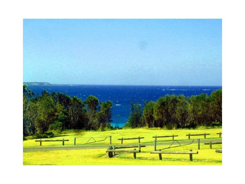 63 Seaside Parade, Dolphin Point NSW 2539