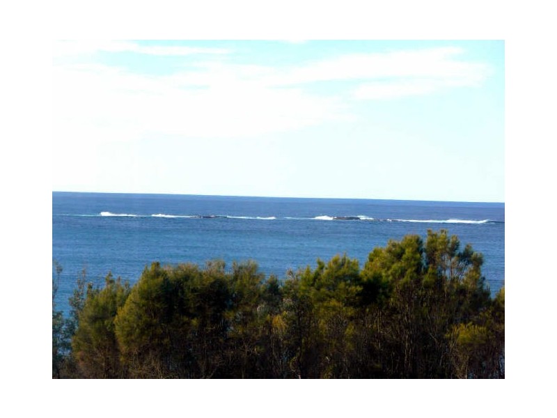 63 Seaside Parade, Dolphin Point NSW 2539