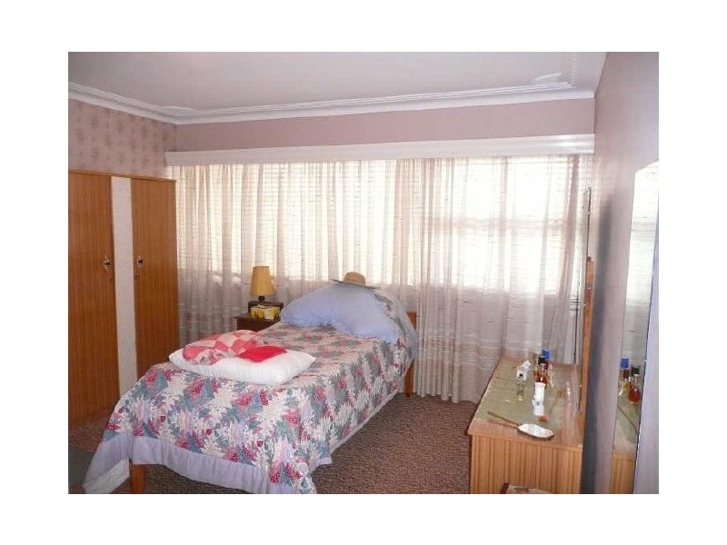 24 Owen Street, Ulladulla NSW 2539