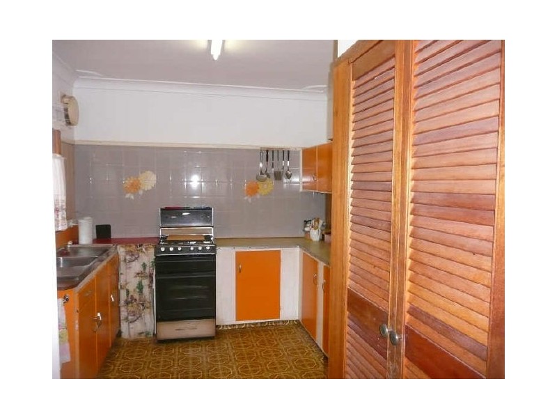 24 Owen Street, Ulladulla NSW 2539