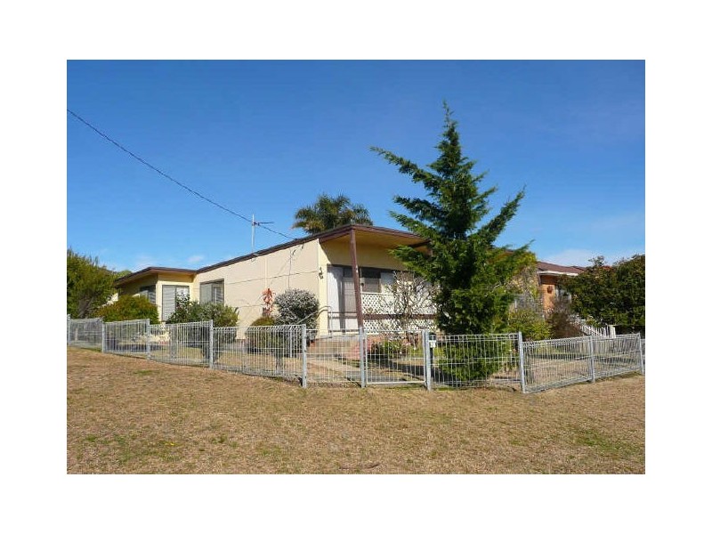 24 Owen Street, Ulladulla NSW 2539
