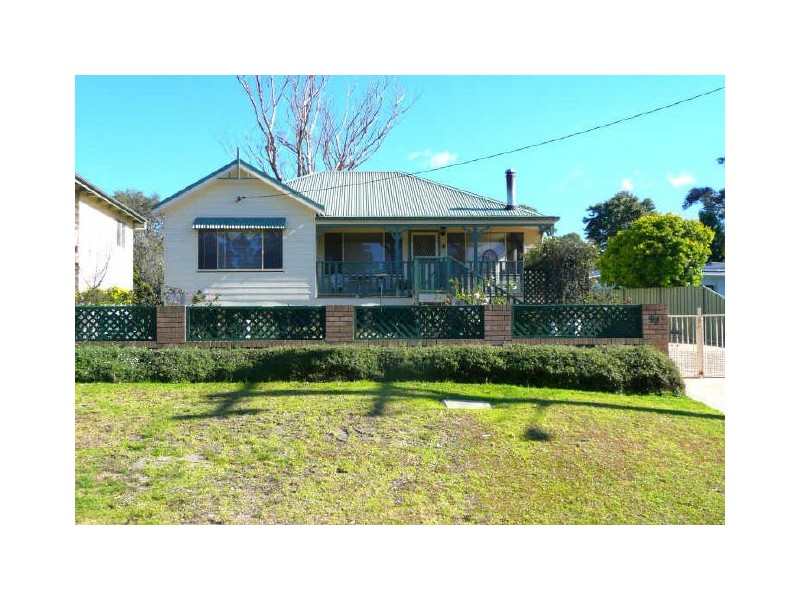 21 River Road, Lake Tabourie NSW 2539