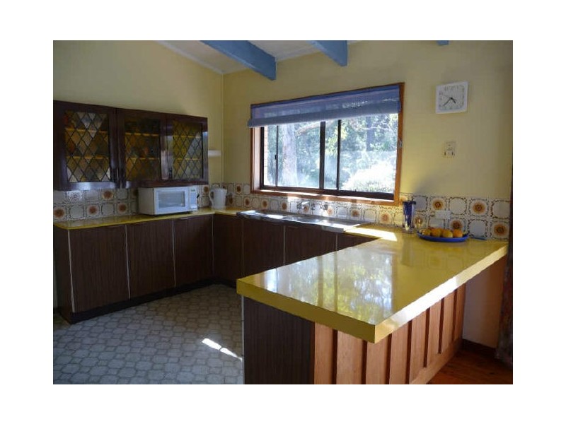 1 South Street, Lake Tabourie NSW 2539