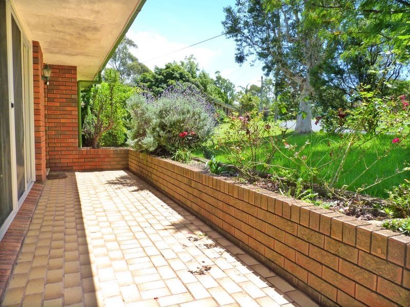 4 Pengana Crescent, Mollymook NSW 2539