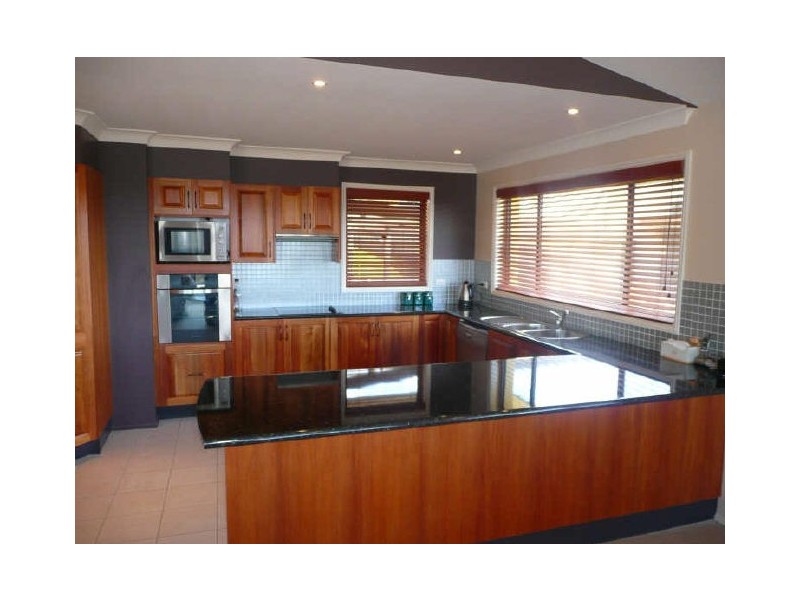 30 Springfield Drive, Mollymook NSW 2539