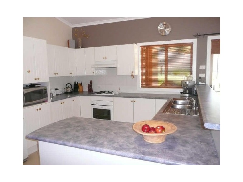 53 Leo Drive, Narrawallee NSW 2539