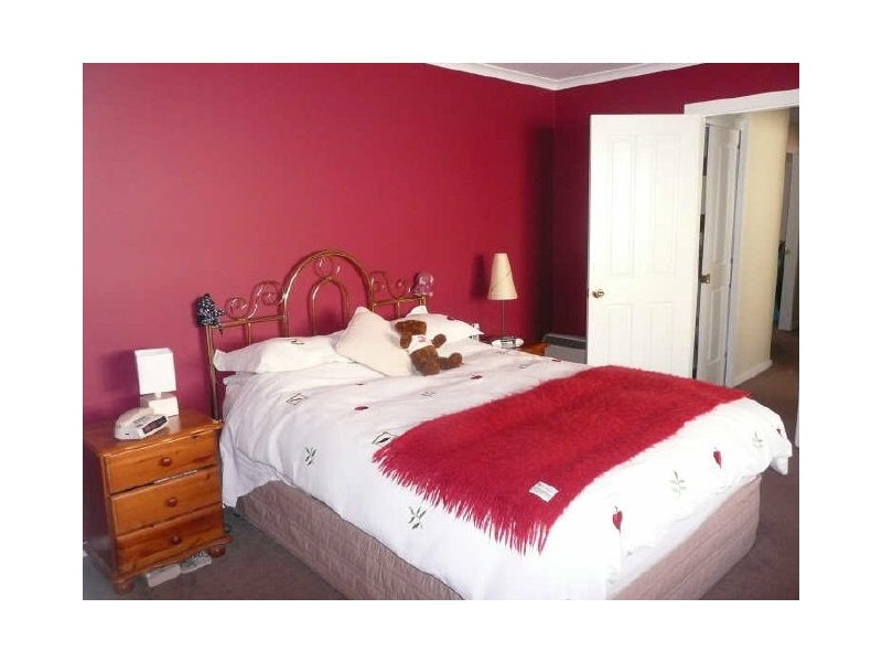 53 Leo Drive, Narrawallee NSW 2539