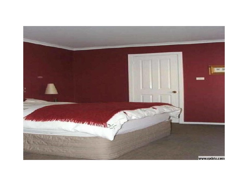 53 Leo Drive, Narrawallee NSW 2539